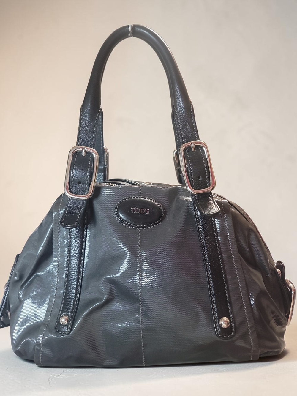 Tod's G-Line Handbag In EUC